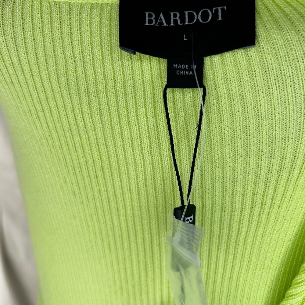 Bardot Green Plunge Neck Long Sleeve Bodycon Dress - Picture 4 of 5